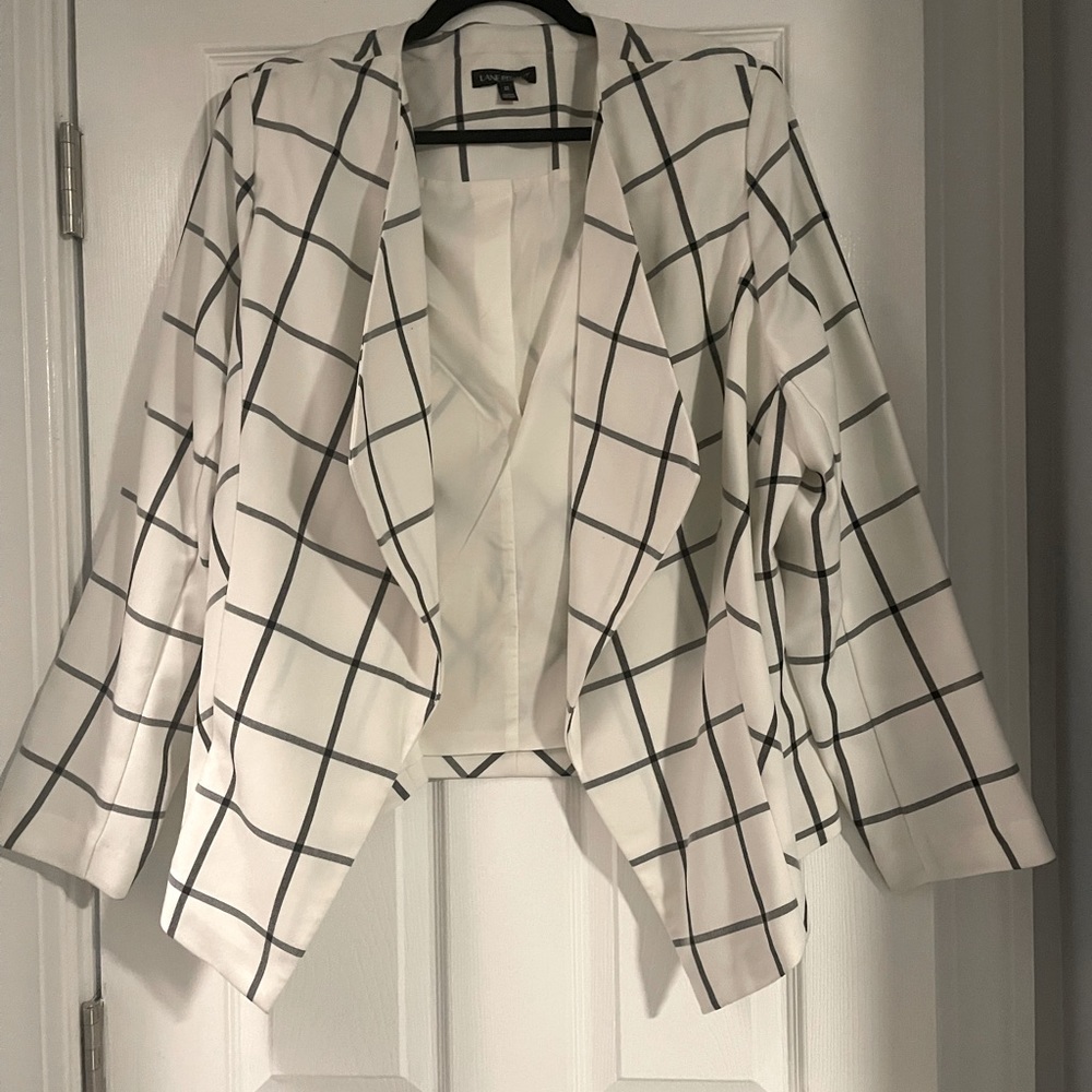 Lane Bryant Cute White and Black Spring Jacket Size 22.